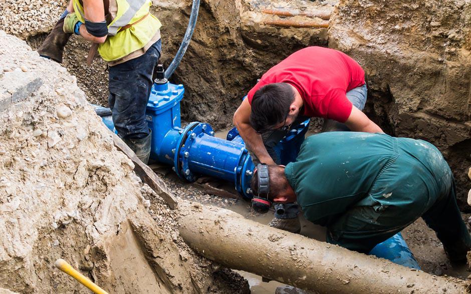 tuyau débouche canalisation Lamorlaye